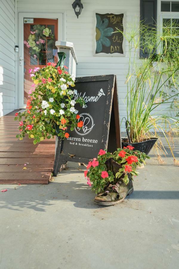 Barren Breeze Bed And Breakfast Lucas 외부 사진